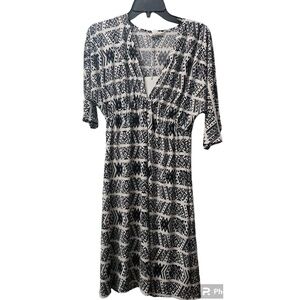 3th & Love Black White Geometric Print‎ Midi Dress V Neck Casual L